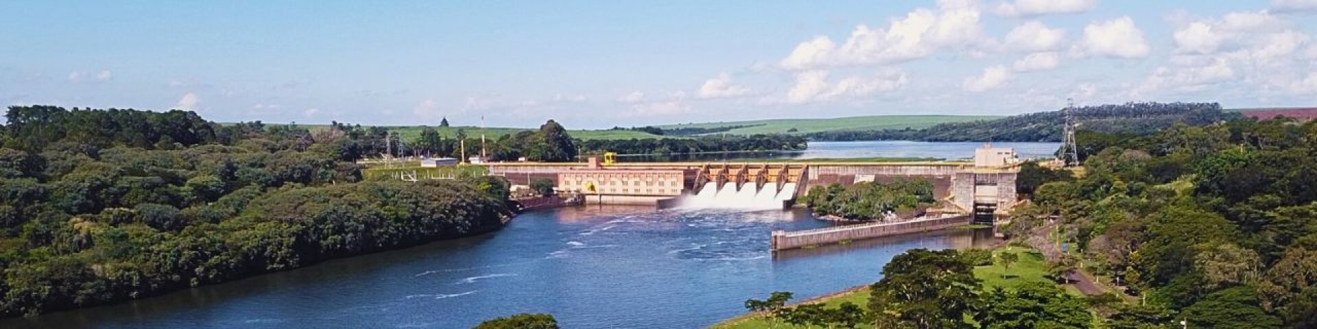 Banner principal do site: Barra Bonita: Passeios de Barco no Rio Tietê