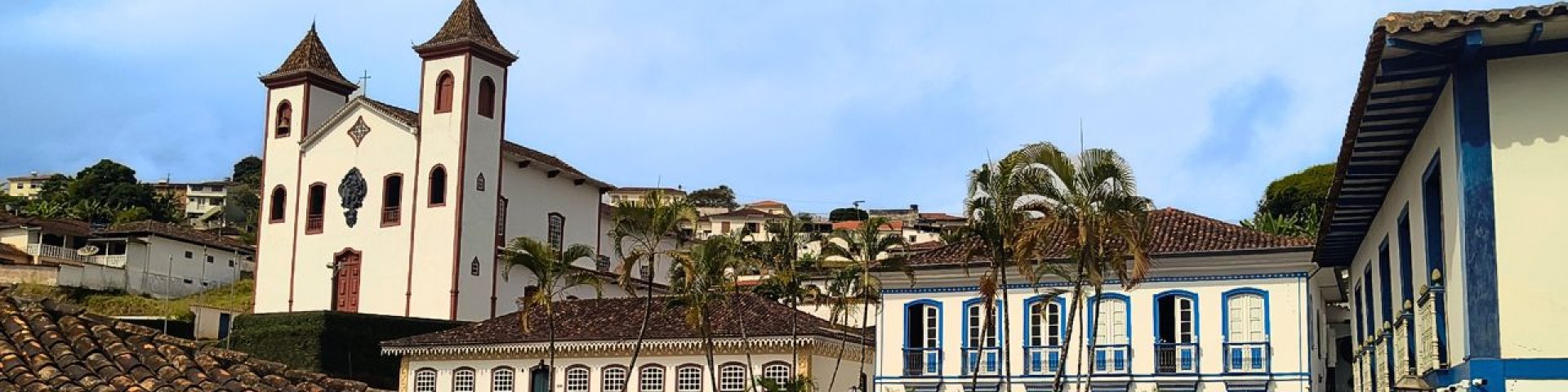 Banner principal do site:  Descubra o Serro: A Rota do Queijo e o Encanto do Patrimônio Mineiro