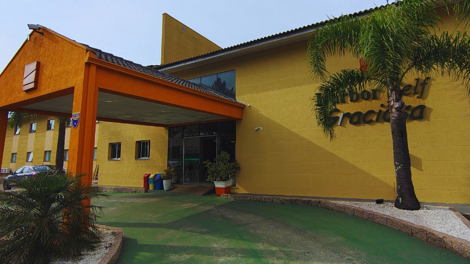 [Imagem de Harbor Self Graciosa Hotel]