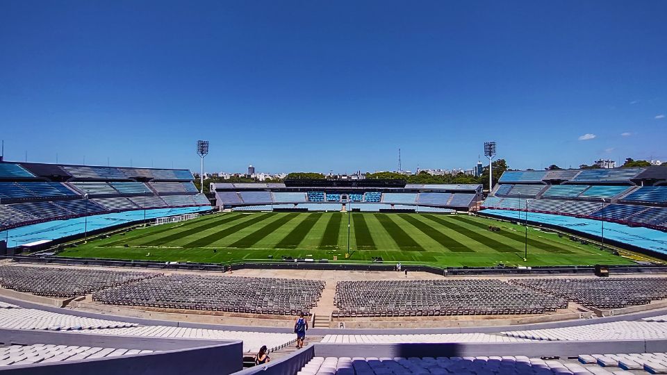 [Imagem de Estádio Centenário]
