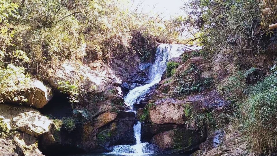 [Imagem de Cachoeira Véu de Noiva]