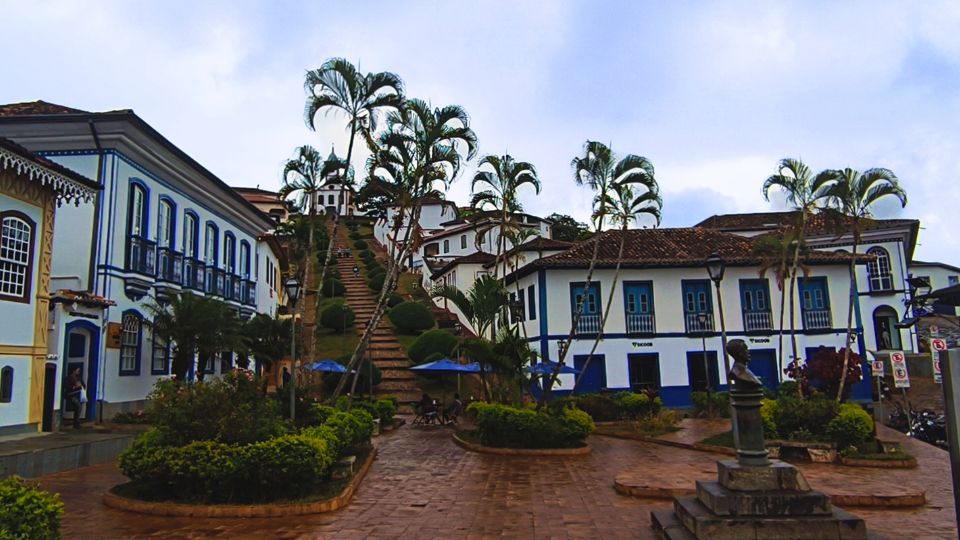 [Imagem de Igreja de Santa Rita e sua Escadaria.]