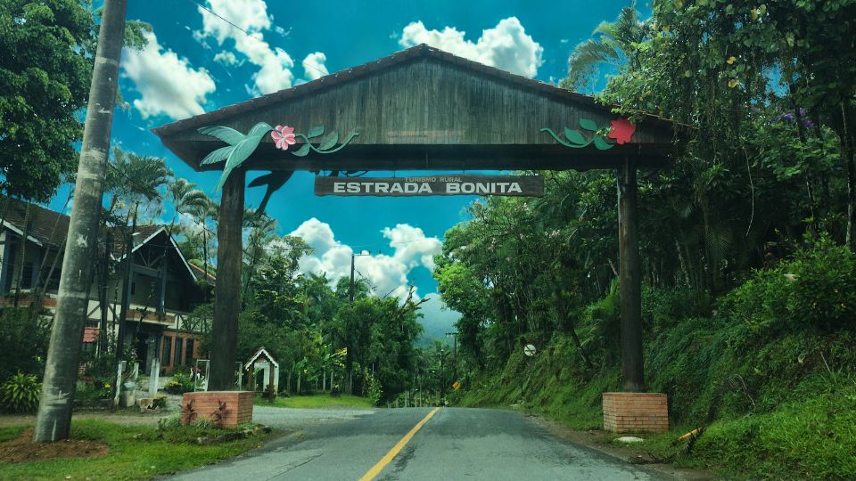 [Imagem de Estrada Bonita]