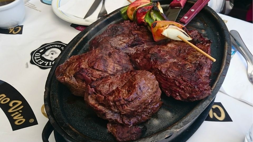 [Imagem de Churrasco ao Vivo]