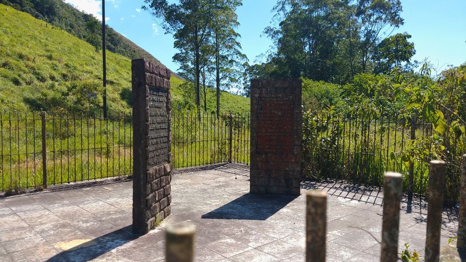 [Imagem de Garganta do Embaú]