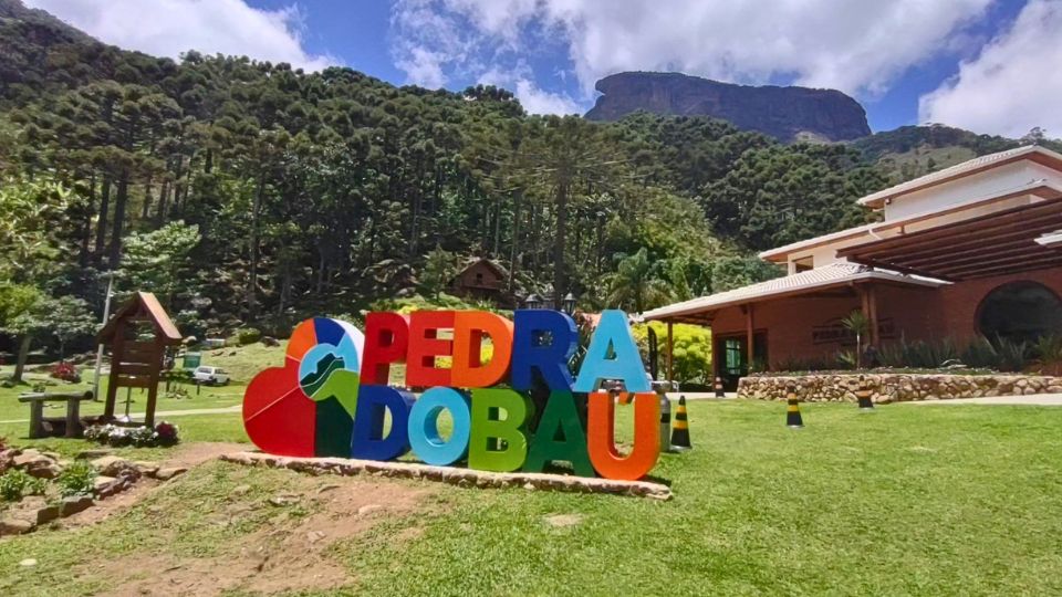 [Imagem de Pedra do Baú (Complexo do Baú)]
