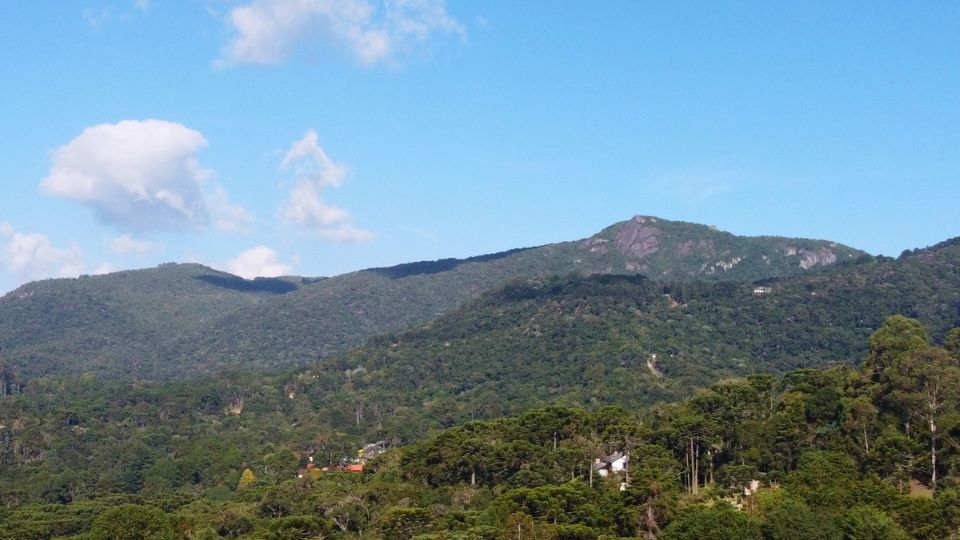 [Imagem de Pedra Redonda]