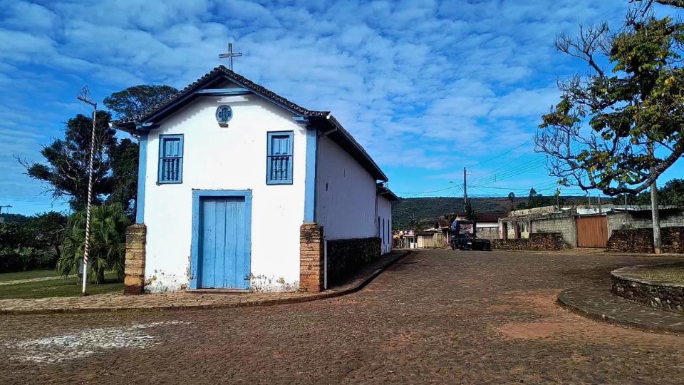 [Imagem de Distrito de Morro da Água Quente]