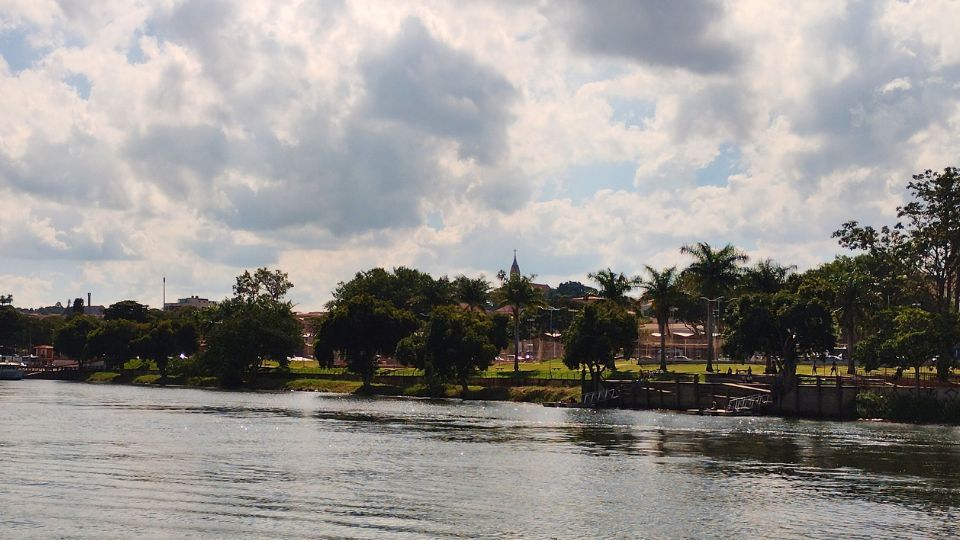 [Imagem de Orla Turística da Avenida Pedro Ometto]