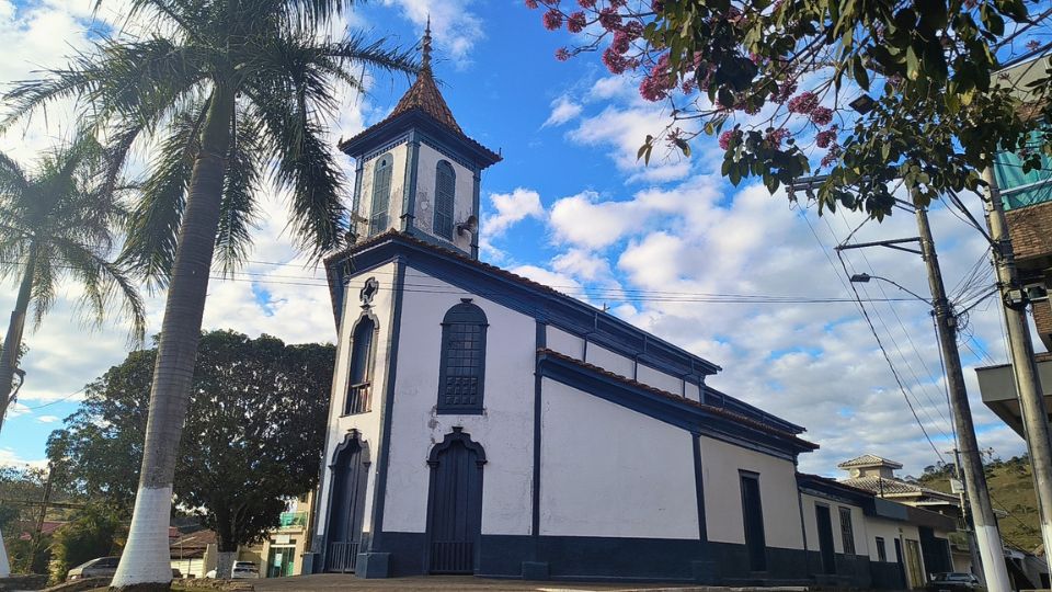 Foto da Igreja Matriz do Bom Jesus do Amparo - MG