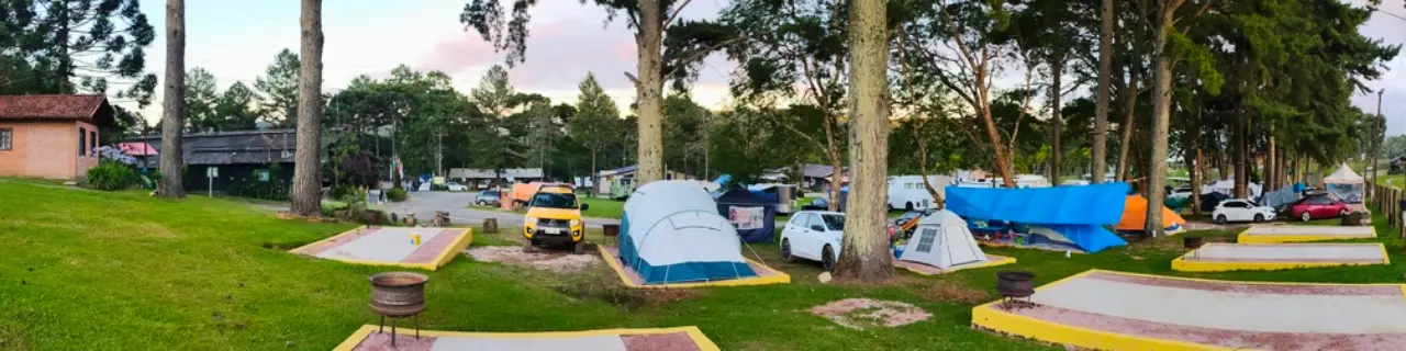 Banner principal do site: Camping para iniciantes:  Um guia para acampar sem 'Perrengues'